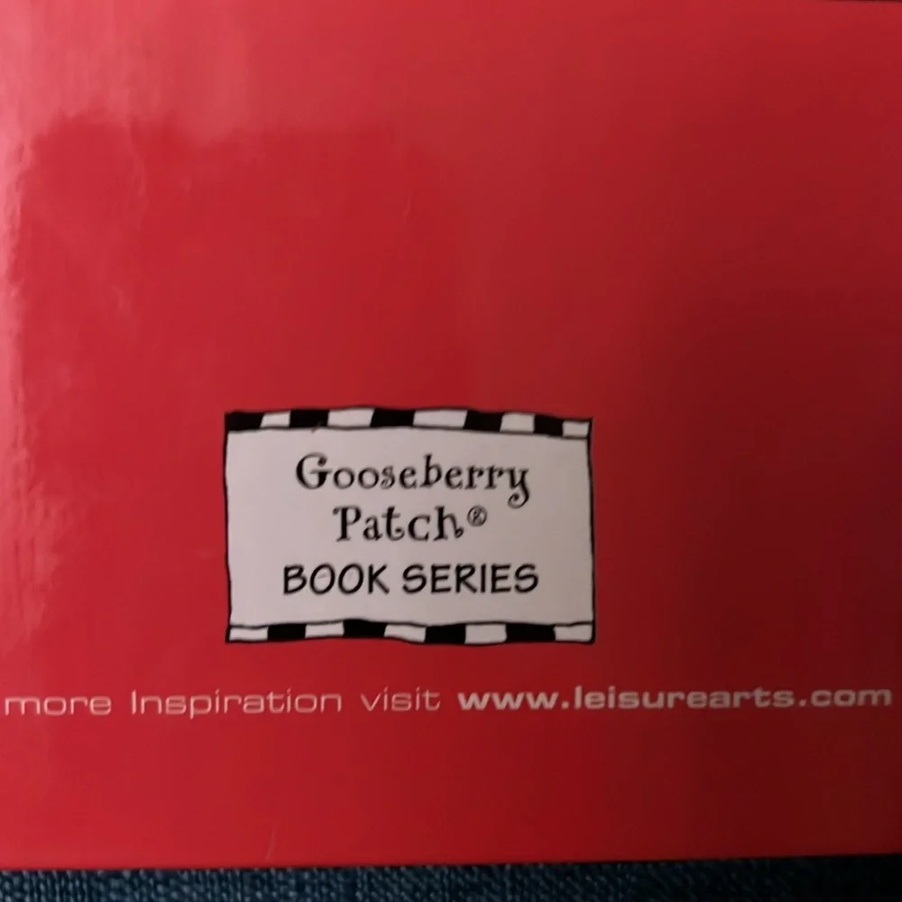 Gooseberry Patch Christmas-Book 8